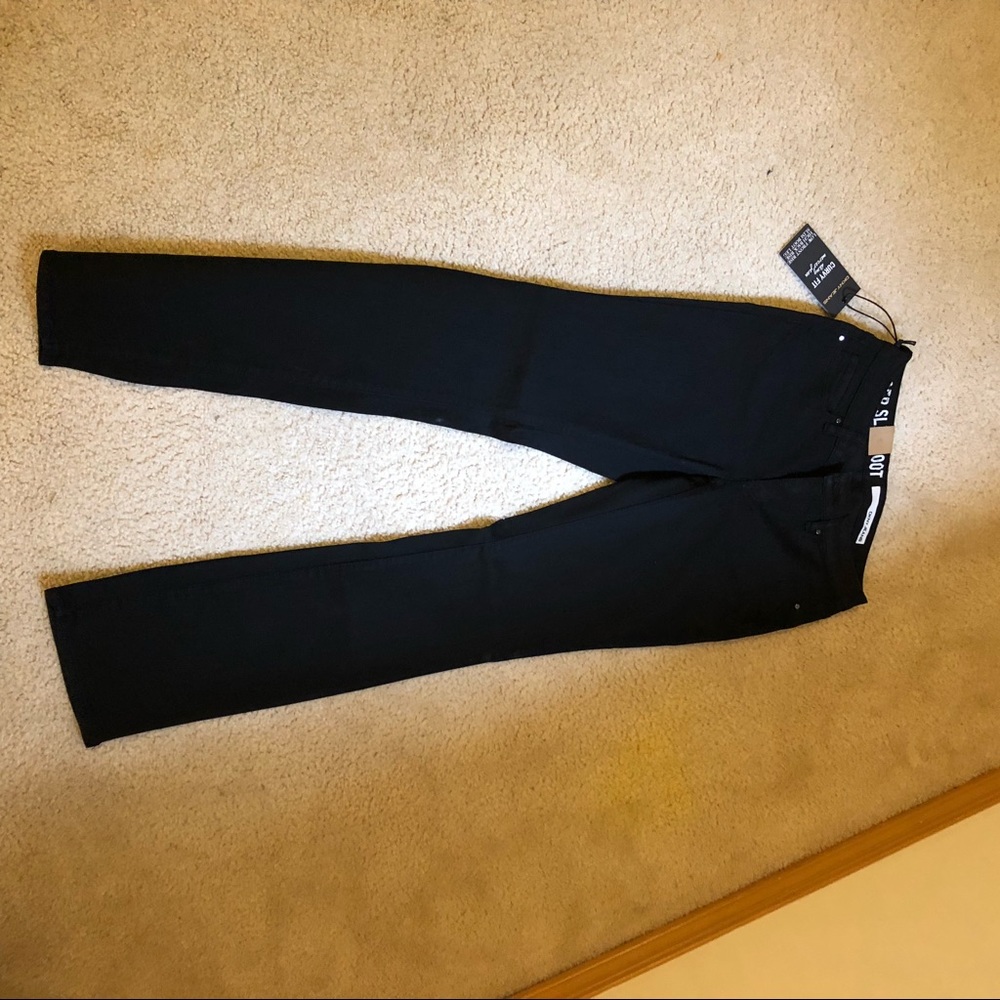 DKNY Jeans